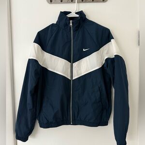 Nike Windrunner Sz S